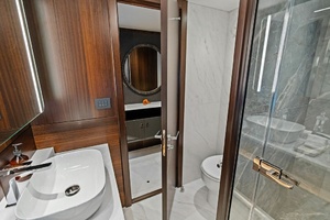 Dolce Far Niente 86ft Sunseeker Yacht For Sale