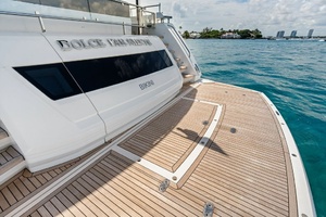 Dolce Far Niente 86ft Sunseeker Yacht For Sale