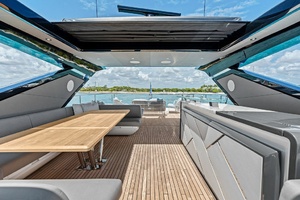 Dolce Far Niente 86ft Sunseeker Yacht For Sale