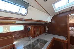1999 Beneteau Oceanis 461 thumbnail 27