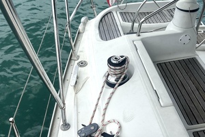 SpinOff 40ft Jeanneau Yacht For Sale