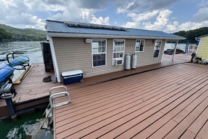 2008 Custom 13 x 29 Floating Cabin Approx 377sqft thumbnail 57