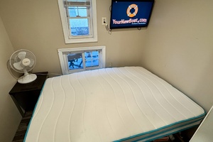 32ft Custom Yacht For Sale