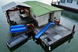 32ft Custom Yacht For Sale