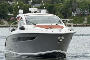 Lorimar 36ft Pursuit Yacht For Sale