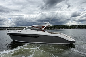 Lorimar 36ft Pursuit Yacht For Sale