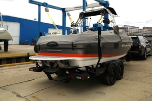 23ft Moomba Yacht For Sale