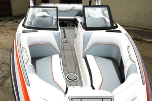 23ft Moomba Yacht For Sale