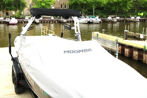 23ft Moomba Yacht For Sale