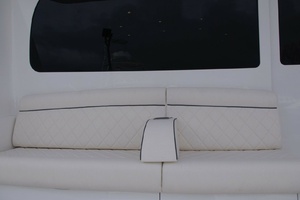2020 58 Viking Convertible - Uno Mas 