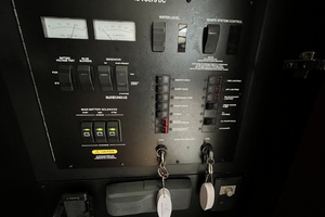 V Drives W Yacht Controller 51ft Sea Ray Yacht For Sale