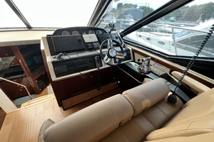 V Drives W Yacht Controller 51ft Sea Ray Yacht For Sale