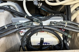 V Drives W Yacht Controller 51ft Sea Ray Yacht For Sale