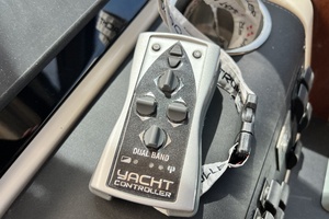 V Drives W Yacht Controller 51ft Sea Ray Yacht For Sale