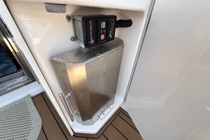 V Drives W Yacht Controller 51ft Sea Ray Yacht For Sale