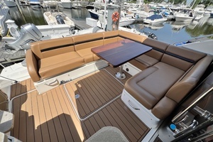 2013 Sea Ray 510 Sundancer thumbnail 11
