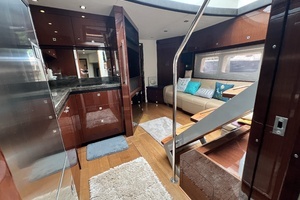 2013 Sea Ray 510 Sundancer thumbnail 19