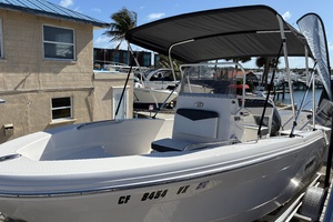 18ft Robalo Yacht For Sale