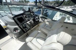 2006 Cruisers Yachts 520 Express thumbnail 14
