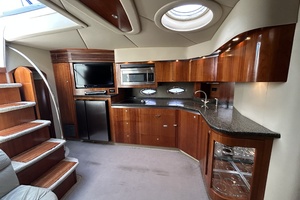 52ft Cruisers Yachts Yacht For Sale