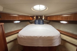 52ft Cruisers Yachts Yacht For Sale