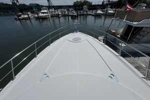 52ft Cruisers Yachts Yacht For Sale