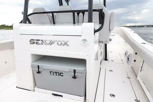 Photo 6155058 for 2027 Sea Fox 328 Commander  