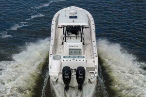 Photo 6155071 for 2027 Sea Fox 328 Commander  