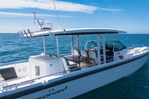 Sueno Pequeno 37ft Axopar Yacht For Sale