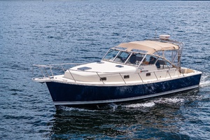 Midsummer 34ft Mainship Yacht For Sale