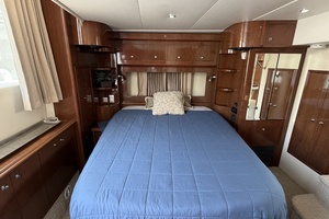 Helios 47ft Carver Yacht For Sale