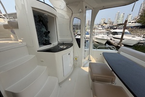 Helios 47ft Carver Yacht For Sale