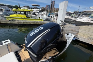 25ft Liquid Metal Yacht For Sale