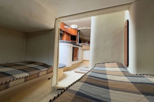 32ft Monterey Yacht For Sale
