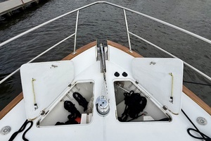 2002 Legacy Yachts 52 thumbnail 13