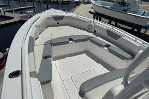 24ft Everglades Yacht For Sale