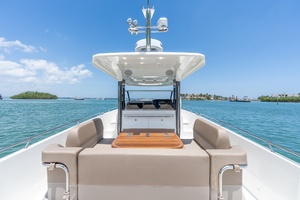In Stock 2025 Nimbus T11 314 40ft Nimbus Yacht For Sale