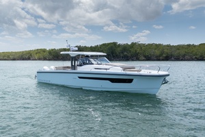 In Stock 2025 Nimbus T11 314 40ft Nimbus Yacht For Sale