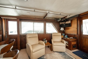 58ft Hatteras Yacht For Sale