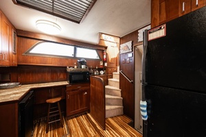 58ft Hatteras Yacht For Sale