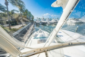 58ft Hatteras Yacht For Sale