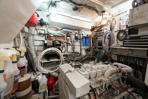 58ft Hatteras Yacht For Sale