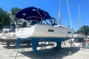 Sophia 40ft Beneteau Yacht For Sale