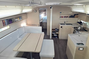 Sophia 40ft Beneteau Yacht For Sale
