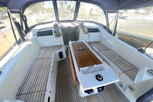 Sophia 40ft Beneteau Yacht For Sale