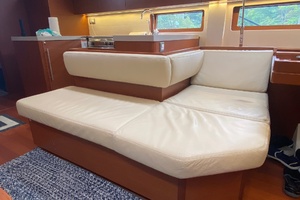 Good to Go 51ft Beneteau Yacht For Sale