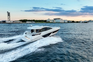 48FT (14.78M) BENETEAU Worth Avenue Yachts