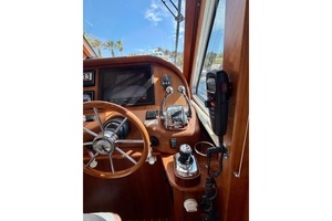 2016 Sabre 48 Salon Express thumbnail 28