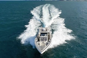 Yacht for sale SIP HAPPENS