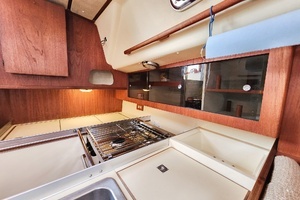 1982 Canadian Sailcraft CS-36 thumbnail 24
